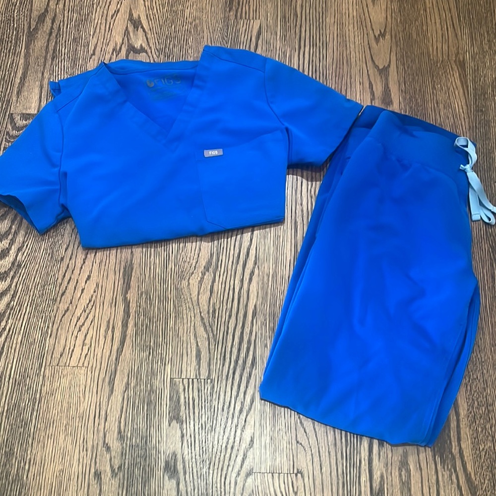 Figs scrubs set- royal blue
